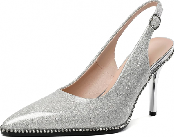 Sepatu slingback dengan detail manik-manik